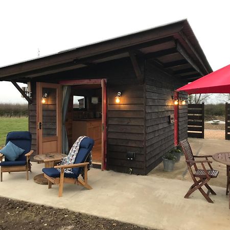 The Little Stable Hotel Corby Bagian luar foto